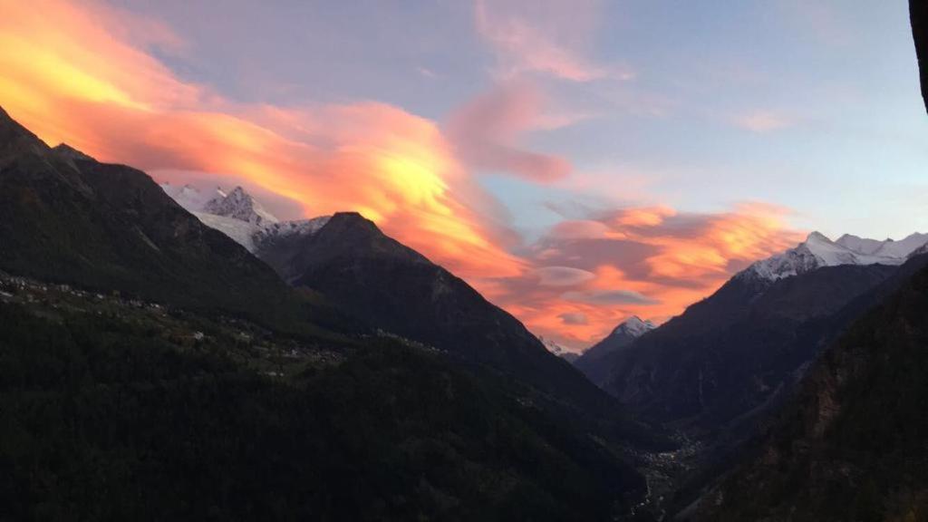 Bergbeiz Morgenrot B&B Embd Bagian luar foto